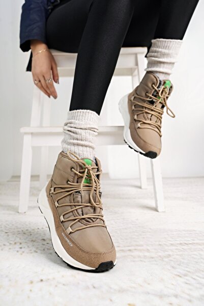 Benetton 11156 حذاء رياضي نسائي بيج مقاوم للماء