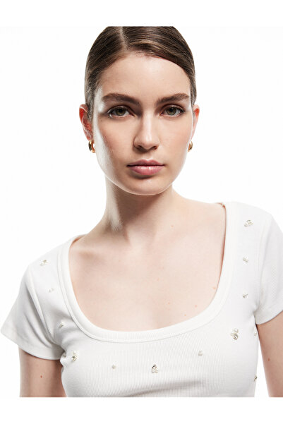 Koton Slim Fit Cotton U-Neck Short Sleeve Pearl Embroidered Rhinestone T-Shirt