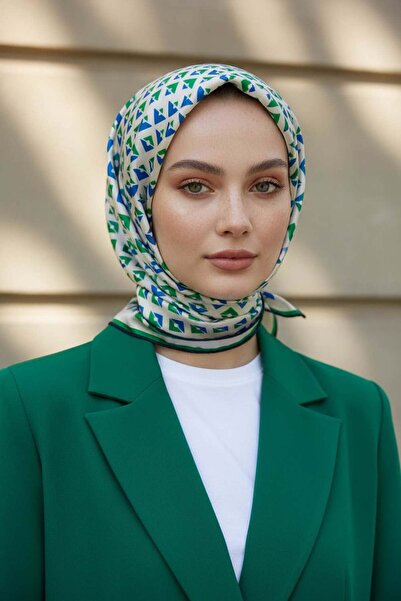 Vissona %100 Twill İpek Geometrik Desenli Benetton Yeşili - Saks Renkli 90x90...