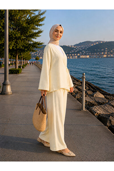 Gönül Polat Sarı Kimono Yandan Bağlama Detaylı Tesettür Takım