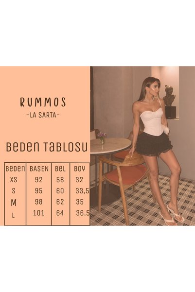 La Sarta Rummos Siyah Tül Fırfırlı Kısa Şort Etek