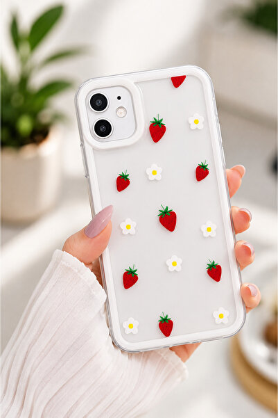 Go Aksesuar Iphone 11 Uyumlu (köşeli - 12 Görünümlü )şeffaf Çilek Baskı Desen...