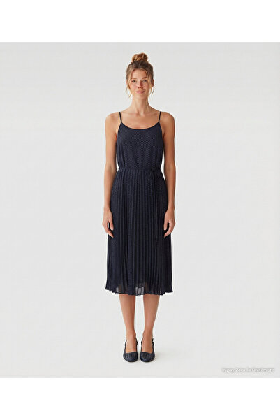 Yargıcı Straight Crew Neck Strap Dress