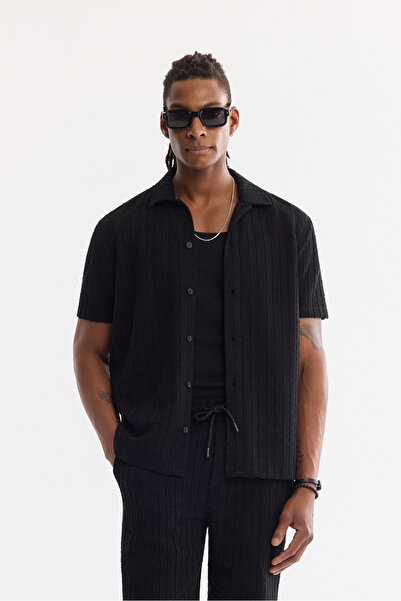 Avva Men's Black Apaj Collar Cotton Short Sleeve Regular Fit Shirt A61Y2208