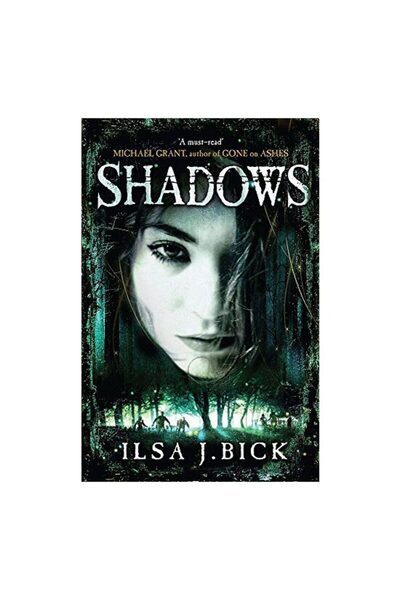 Hachette Children's Group Shadows (Ashes Trilogy)