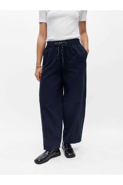 Object Pantaloni largi