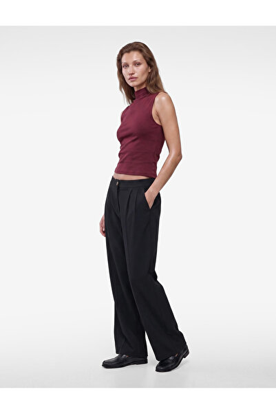 Koton Cotton Stand Collar Slim Fit Sleeveless Bodysuit
