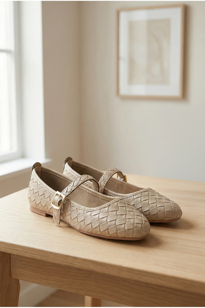 Capone Outfitters Lynette Banded Women's Ballet Flats
