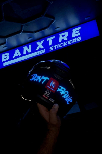 Banxtre Motosiklet ve Kask için Reflektörlü Dont Panic Sticker Etiket (1 Adet)