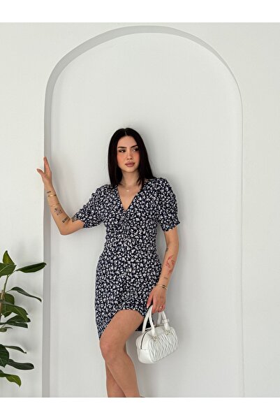 Noi Belis Μίνι φόρεμα με λαιμόκοψη V και κοντά μανίκια, πλεκτό SS26EL0026