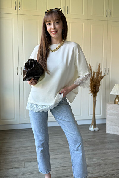 Dilay Gökoğlu Butik Μπλουζάκι Modal με δαντέλα στην πλάτη και στα μανίκια