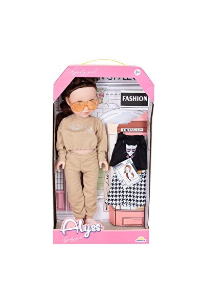 ALYSS Fashion doll, in sports outfit
