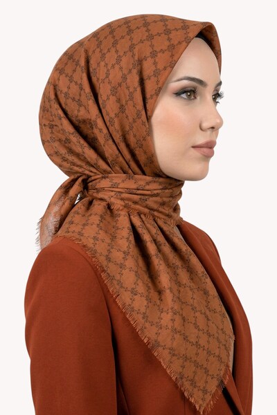 hadiora وشاح نسائي برتقالي منقوش بنمط تجريدي