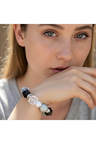 COCOSH TAKI Flexible design bracelet with silver black pearl beads