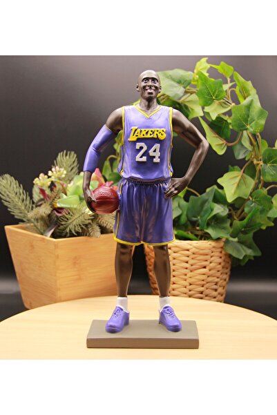 HEDİYEBİZİZ Kobe Bryant 24 Numara Efsane Mega Boy Basketbolcu Biblosu - Mor F...