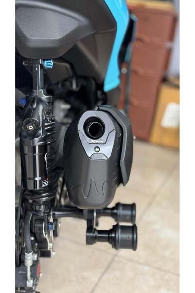 Yamaha Xmax 250-300 Egzoz Uç Ve Dekor Metal Kapak Seti (2018-24)