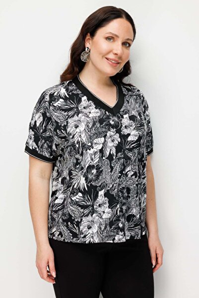 ON V-Neck Patterned Blouse