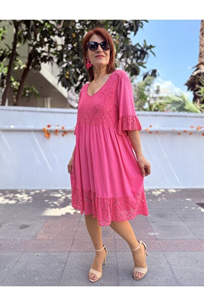 DenizEge Back Guipure Dress Pink