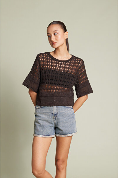 Nisan Lace-Detail Tricot Blouse Brown