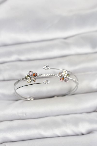 shopwave Silver Rk Brass Zircon Stone Flower Model Women's Bracelet