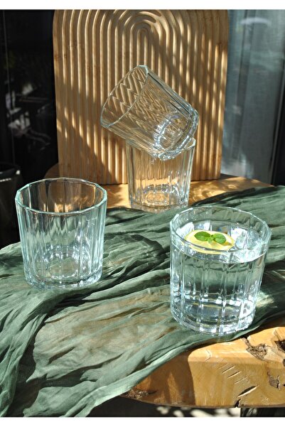 Qualitev 4 Pieces Crystal Model Glass Water Glass Stylish Soft Drink Cocktail...