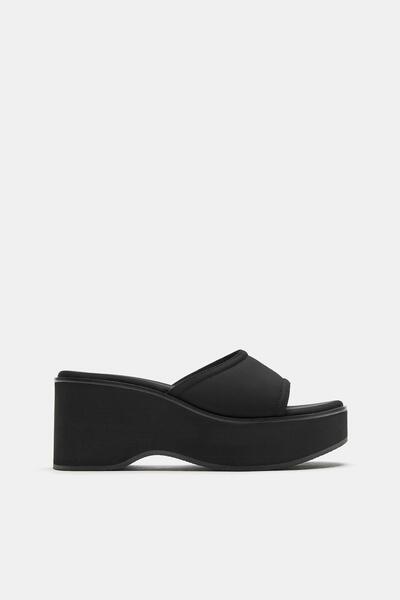 Pull & Bear Platform dolgu topuklu sandalet