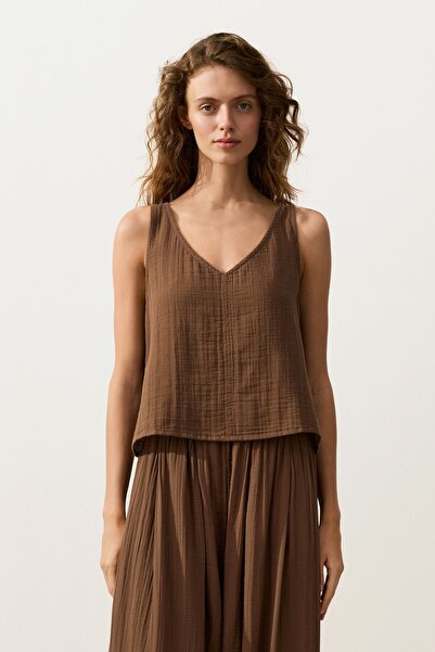Oysho 100% cotton V-neck strappy top