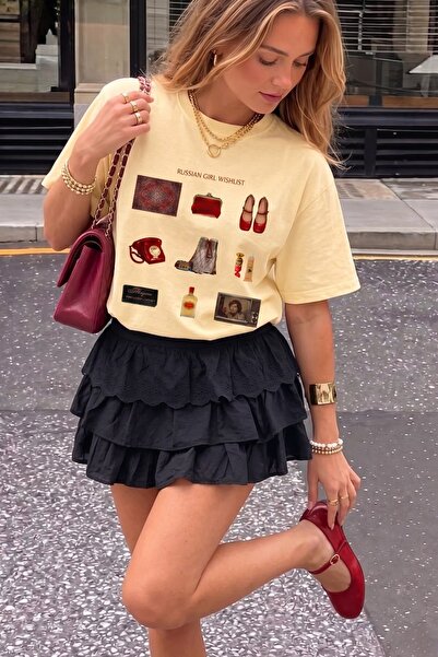 The Champ Clothing Women's Oversize T-Shirt Russian Girl Wishlist Printed Yel...