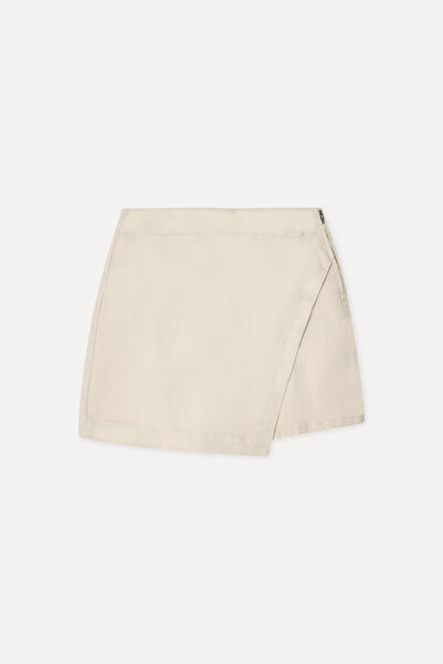 Mudo Women's Beige Wrap Skirt Shorts