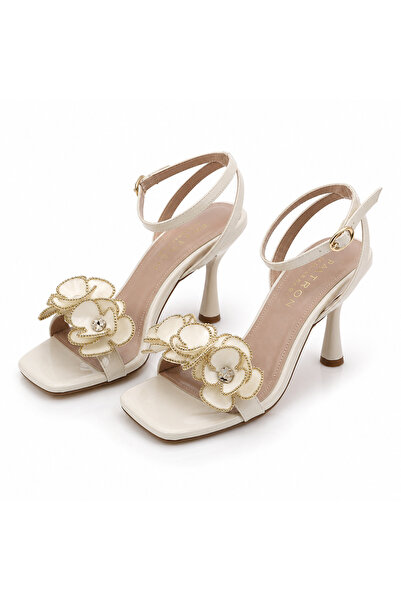 PATRON SHOES Stoned Flower Detailed Patent Leather Women's Heeled Shoes – 9 c...