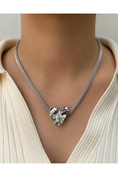 FM 💎   Premium Silver Color 316L Steel Shiny Modern Wavy Heart Model Necklac...