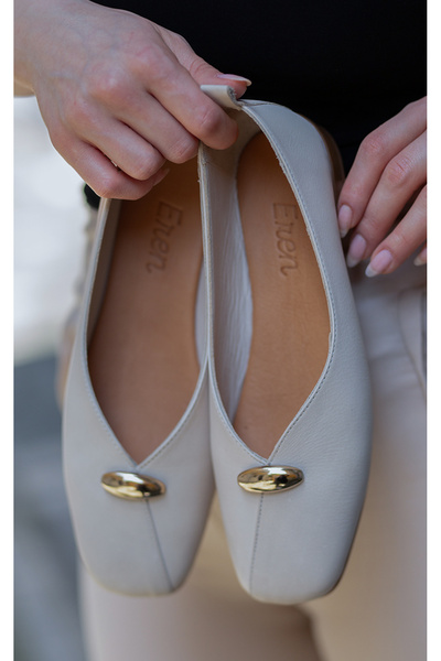 EREN SHOES BAG LECCE Pantofi de damă cu cataramă din piele naturală bej, cu d...