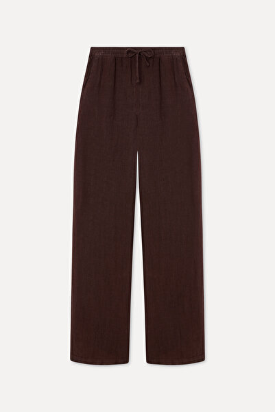 Mudo Women's Brown Straight Fit Linen Trousers