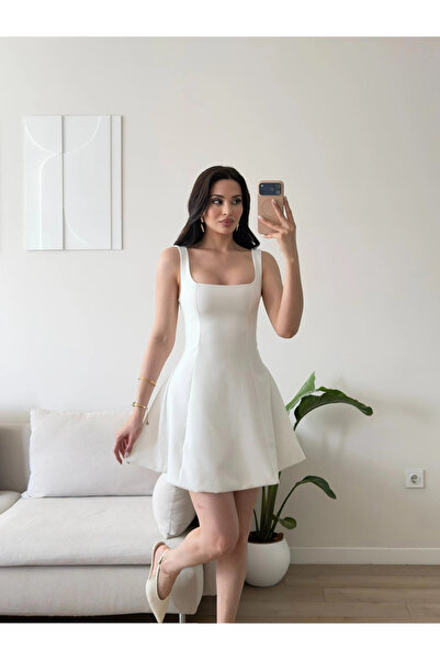Zoom Butik Volanlı Kare Yaka Elbise - BEYAZ