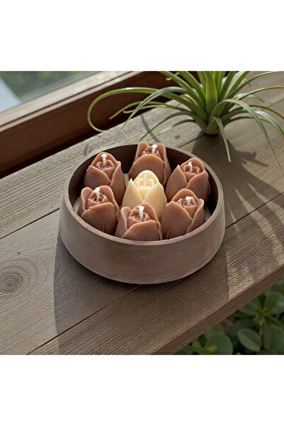 Pretty Little Things Handmade scented candle Tulip
