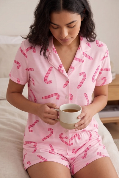 Mindy Pembe Baston Şeker Desenli Şortlu Pijama Takımı