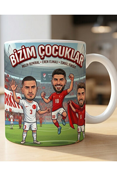 BREM Bizim Çocuklar - Merih Demiral, Eren Elmalı, İsmail Yüksek Kupa Bardak