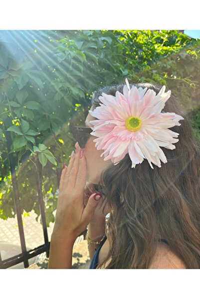 FloresDeCarnaval Rosalie Toka 🌸   Powder Pink Giant (12 cm) Daisy Hair Clip