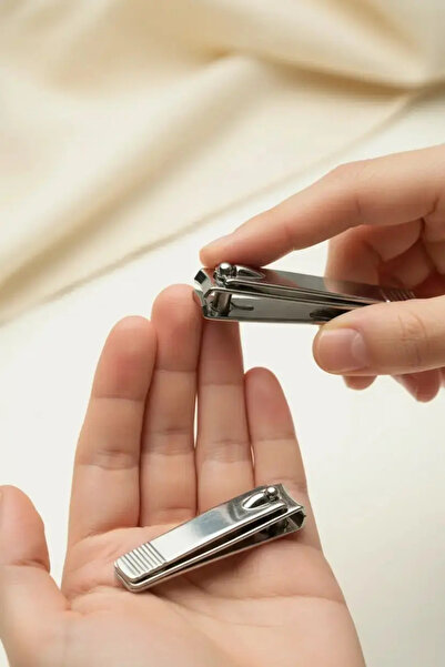 Miniso Lionesse 2-Piece Nail Clipper Set 5106 – Stainless Steel for Hands and...