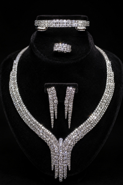 Otto Man Steel Jewelry Rodyum Kaplama Zirkon Taşlı Vella Model Düğün Nişan Ko...