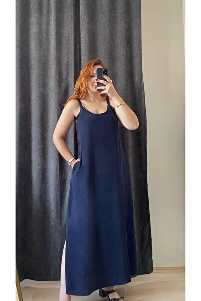Tumtum Wear فستان أيروبين بتفاصيل شقوق وتفاصيل معلقة