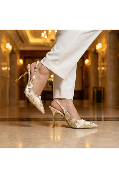 Letafia Valley Ethnic Pattern Glitter Detailed Heeled Shoes