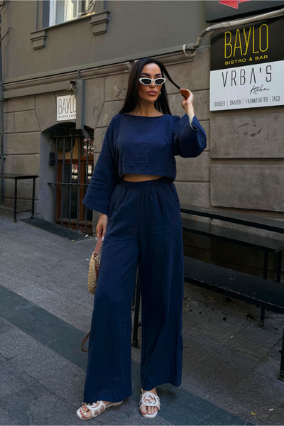 Fav Style Pantaloni cu croială lejeră și bluză crop cu decolteu larg, din țes...