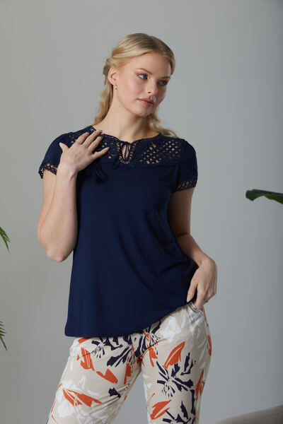 İPEKMOOD Collared Lycra Top / Printed Lycra Pants