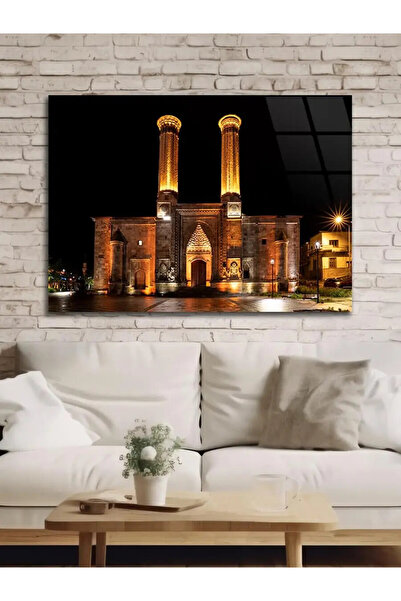 Ender Express Gece Işıklı Tarihi Çifte Minareli Medrese Erzurum Mimari Dekora...
