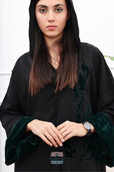 Zaghou لاما جلابة