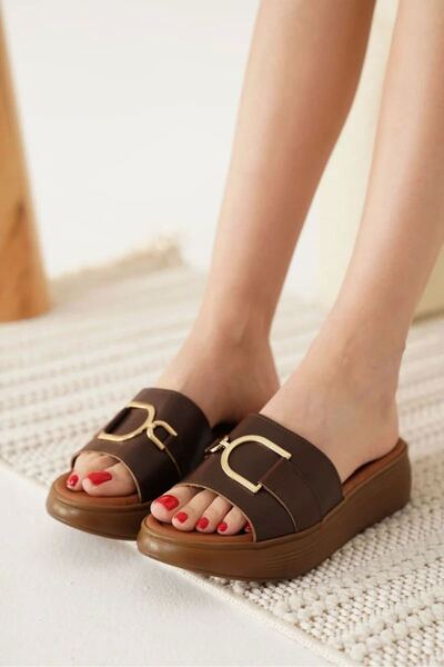 Generic Brand Bitter Brown Genuine Leather Slippers Tr31My63H