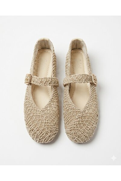 ZARICH Elara Cream Mesh Knitted Textured Hidden Elastic Gold Buckle Detailed ...