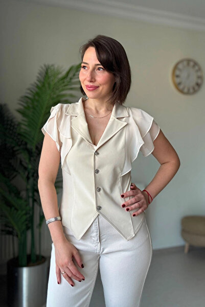 Kubos Moda Bež bluza sa prslukom i detaljima na rukavima sa volanima