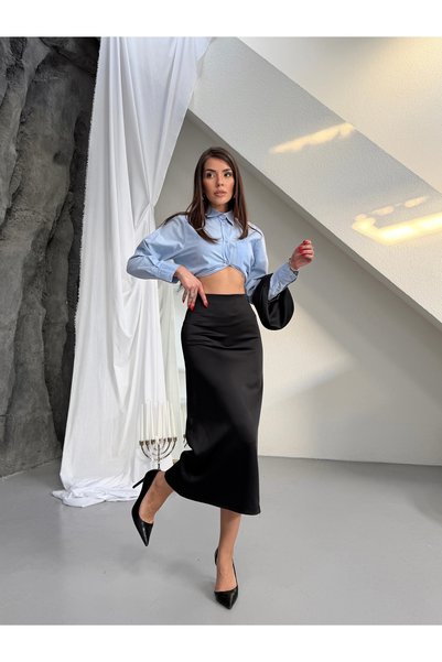 Thin Shop Women's Black Zippered Satin Skirt